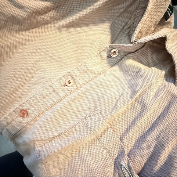 Oakley Men's  Casual Button Down Shirt - Picture 5 of 6